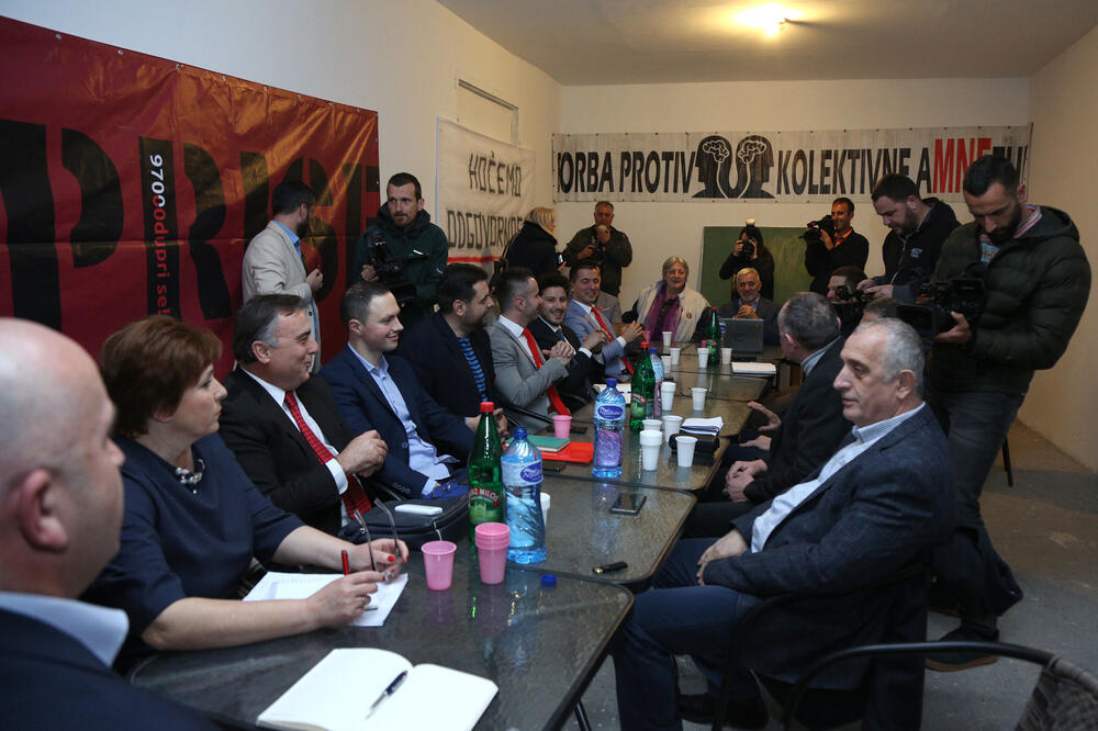 Sa sastanka, Foto: Filip Roganović