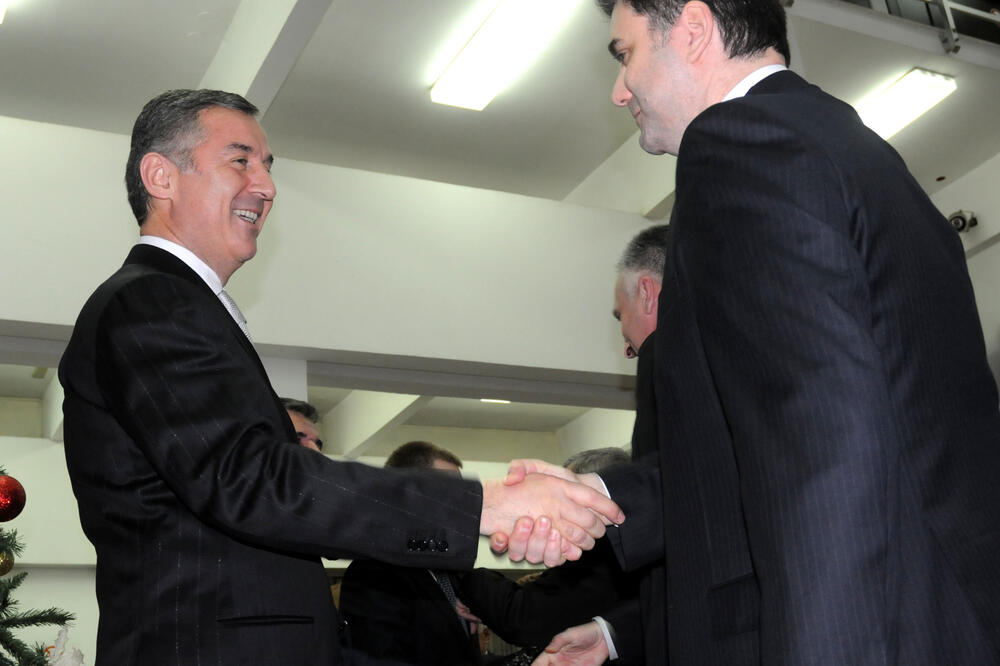 Po drugi put ga savjetuje: Đukanović i Ivanović, Foto: Boris Pejović