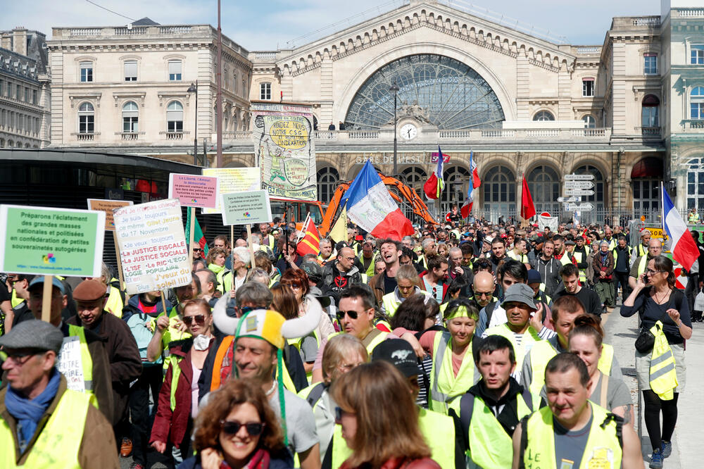 Danas na protestu, Foto: CHARLES PLATIAU/Reuters