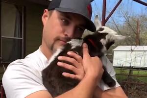 Kad zagrliš jedno jare, onda moraš sva