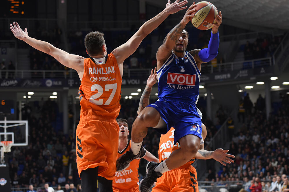 Edvin Džekson na prvoj utakmici sa Cedevitom u „Morači”, Foto: Savo Prelević