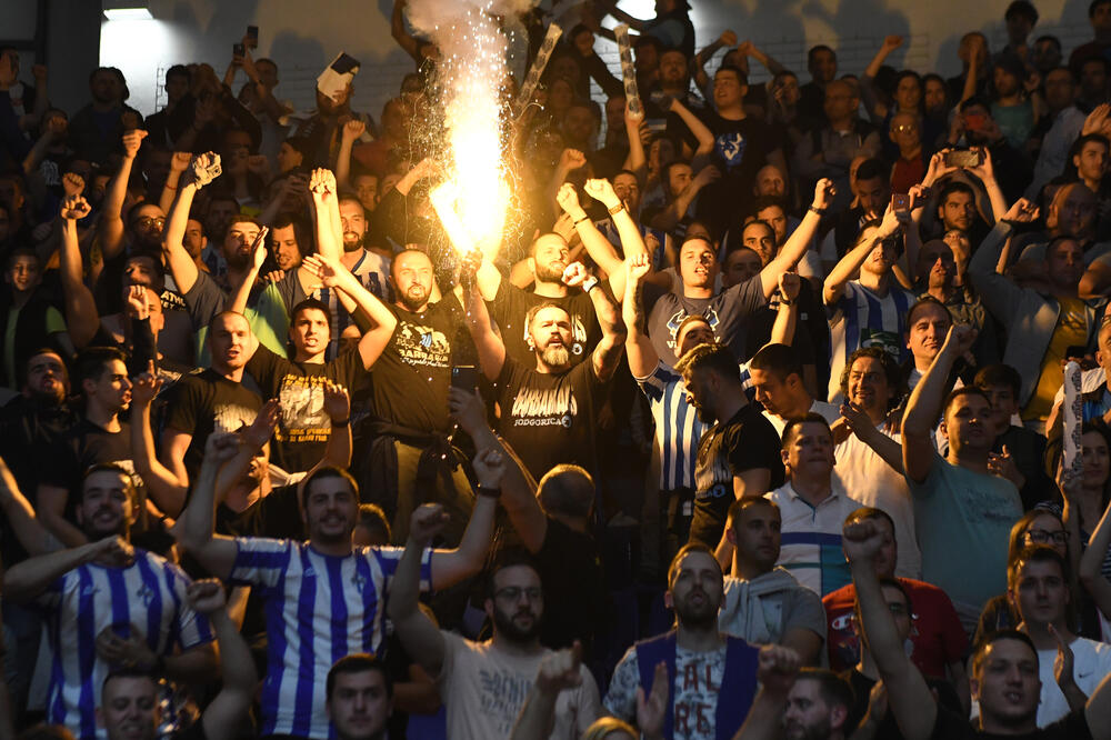 Navijači Budućnosti, Foto: Savo Prelević, Savo Prelević