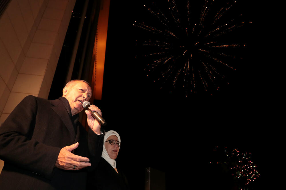 Redžep Tajip Erdogan sa suprugom, Foto: Reuters