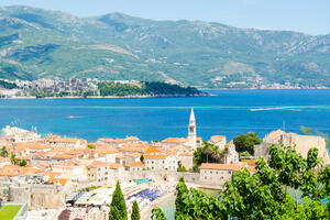 Nedjelja je dan za probleme u Budvi