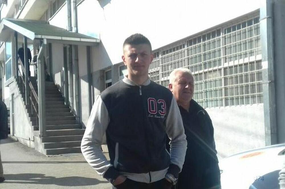 Striković ispred suda u Bijelom Polju, Foto: Jadranka Ćetković