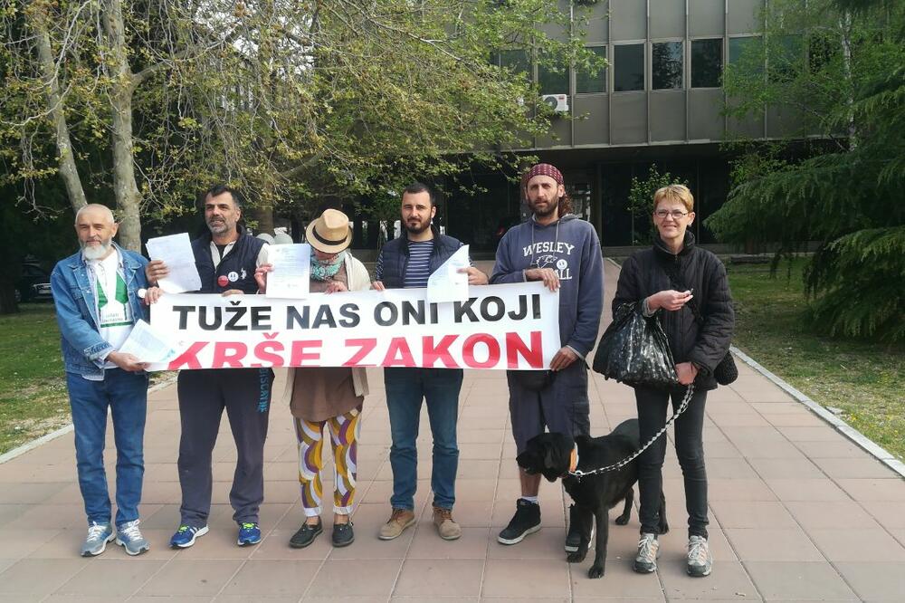 Danas u Baru, Foto: Radomir Petrić