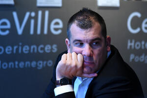 Krapovic podržao Vukotić Jelušić