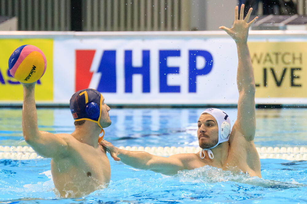 Mlađan Janović na meču sa Mađarskom, Foto: Waterpolo.hu