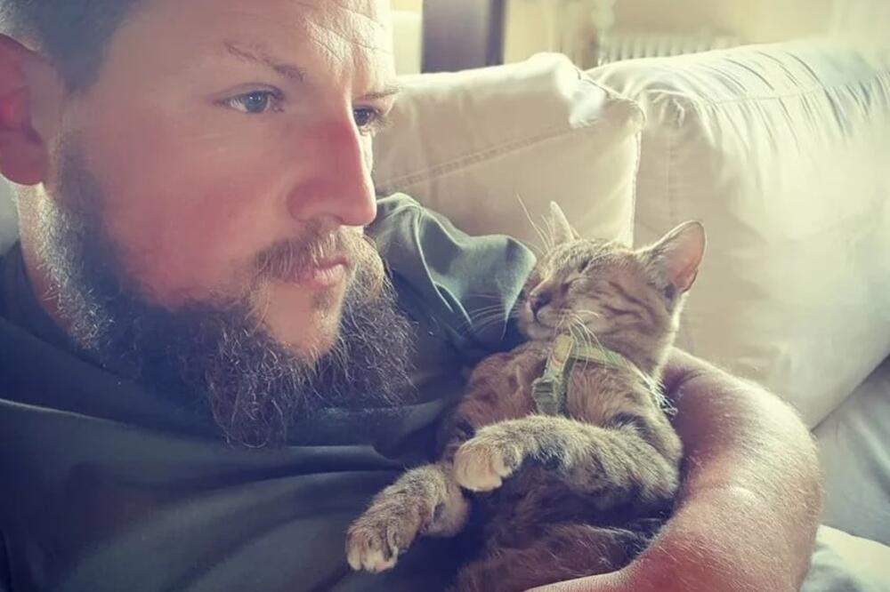 Din i Nala, Foto: Instagram.com/1bike1world