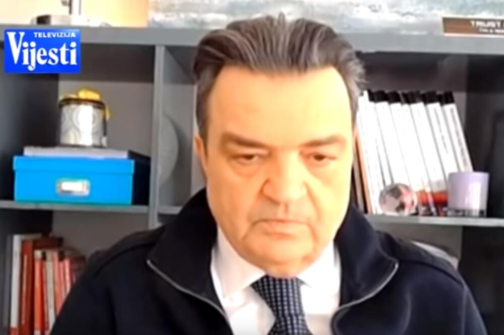 Knežević se javlja putem Skype-a, Foto: Screenshot