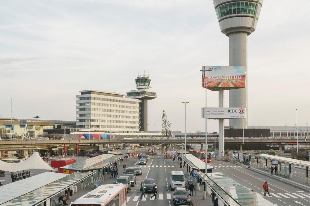 Schiphol aerodrom u Amsterdamu, glavno čvorište za vazdušni prevoz robe, Foto: Nytimes.com