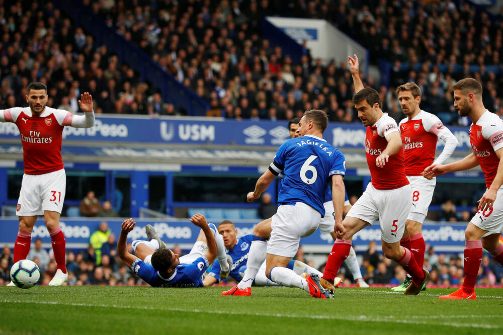 Fil Jagielka postiže pogodak, Foto: Reuters