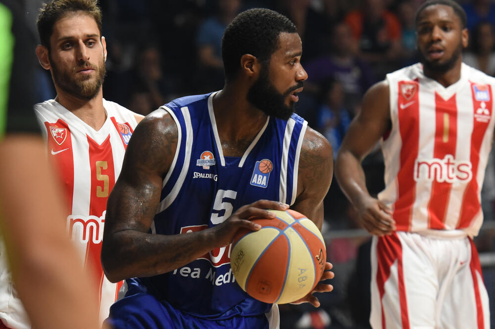 Detalj sa meča iz regularnog dijela sezone: Erl Klark, Foto: Savo Prelević