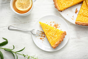 Fantastičan tart od limuna po receptu čuvenog kuvara