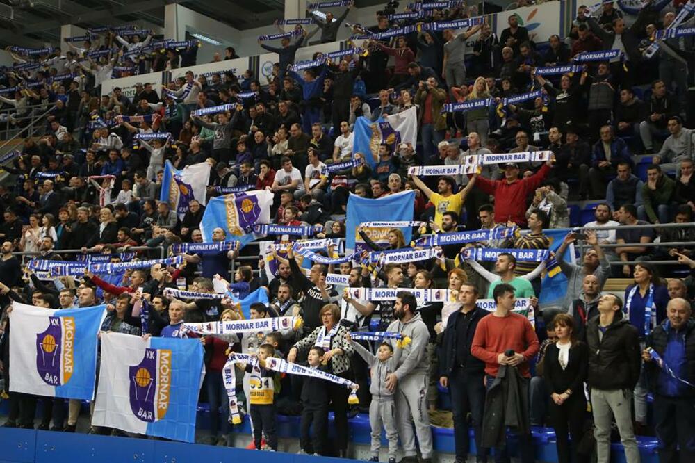 Navijači Mornara, Foto: KK Mornar