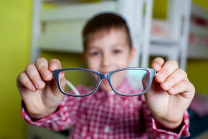 Zbog čega sve više djece ima problema sa vidom?