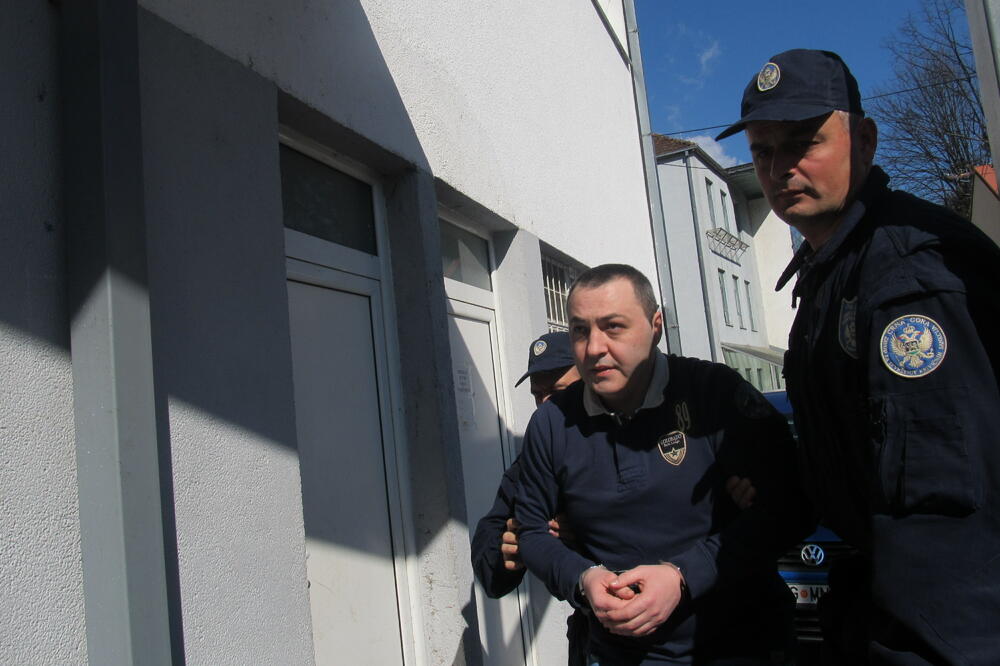 Jovica Zindović nakon hapšenja, Foto: Jadranka Ćetković