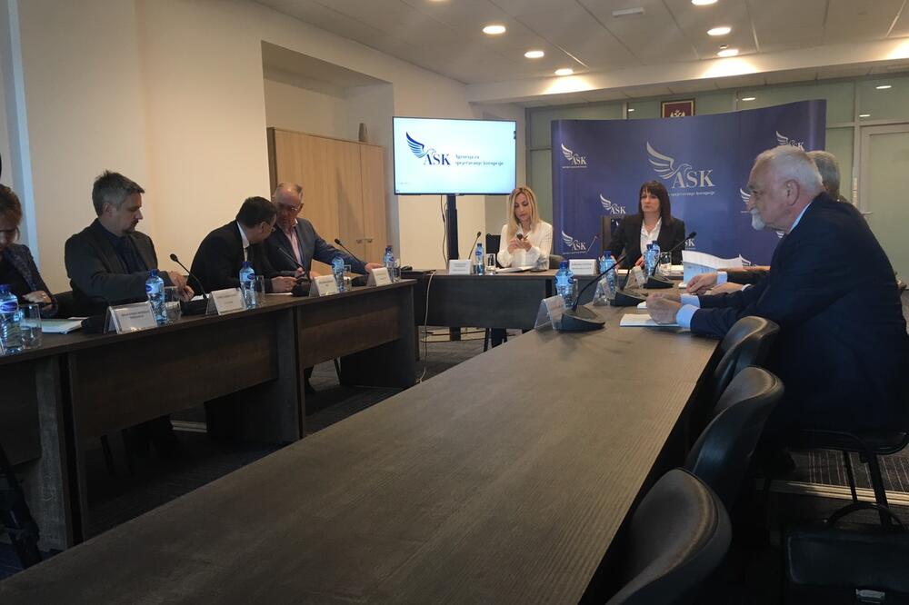 Sa sjednice, Foto: Miloš Rudović