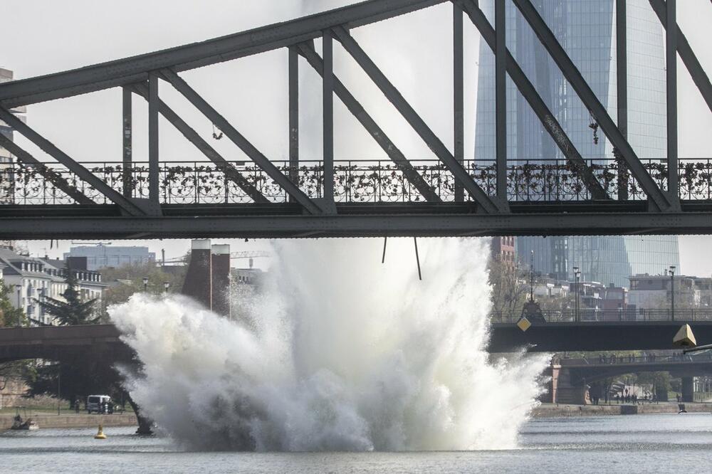 kontrolisana ekplozija, Foto: Twitter