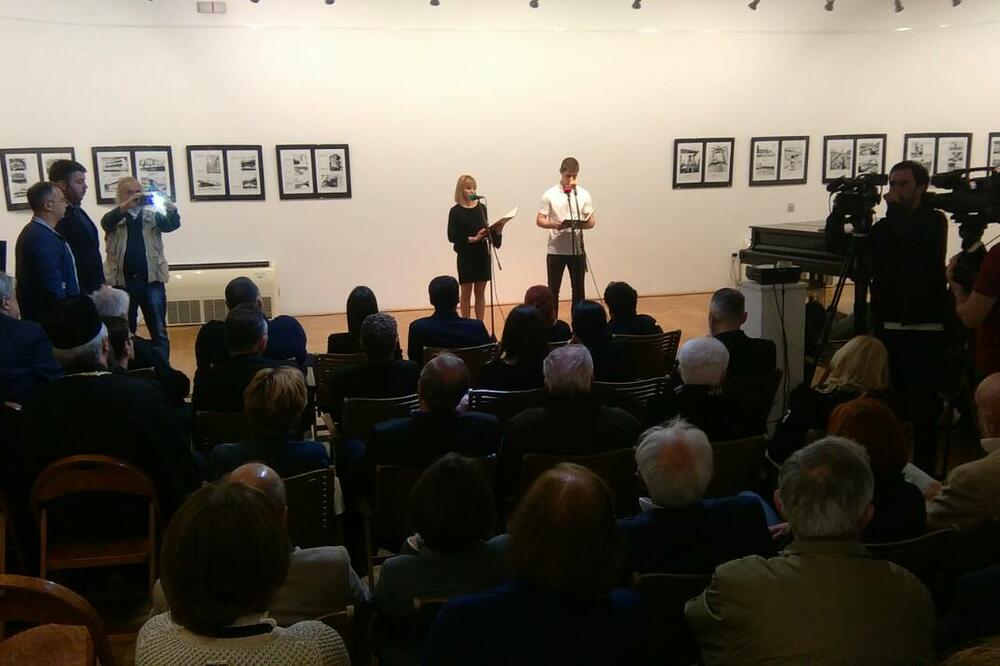 Sa sinoćnjeg programa, Foto: Radomir Petrić