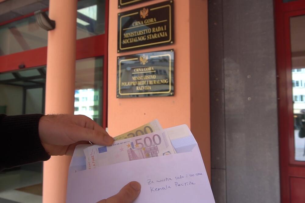 Danas ispred Ministarstva rada i socijalnog staranja, Foto: Građanski pokret URA