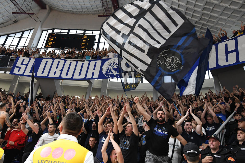 Navijači Budućnosti, Foto: Savo PRELEVIĆ