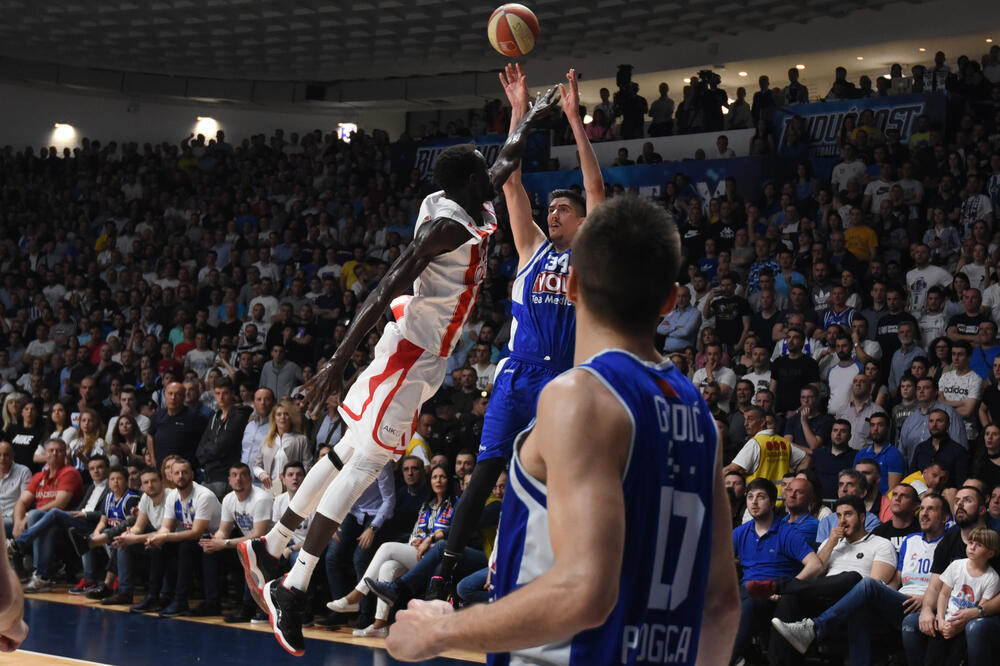 Sa meča Budućnost Voli - Crvena zvezda, Foto: Savo PRELEVIĆ