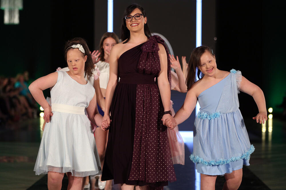 Pistom prošetale i Ilma i Ilda, Foto: Filip Roganović