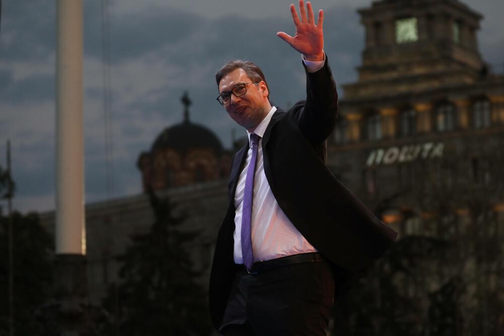 Vučić na skupu, Foto: Beta-AP