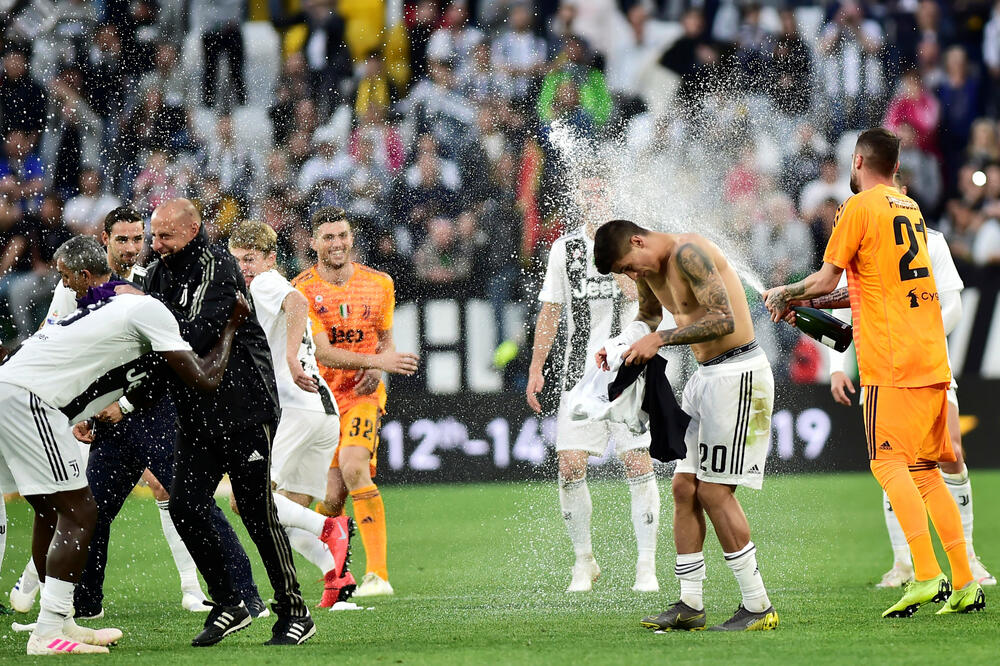 Slavlje igrača Juventusa, Foto: Reuters