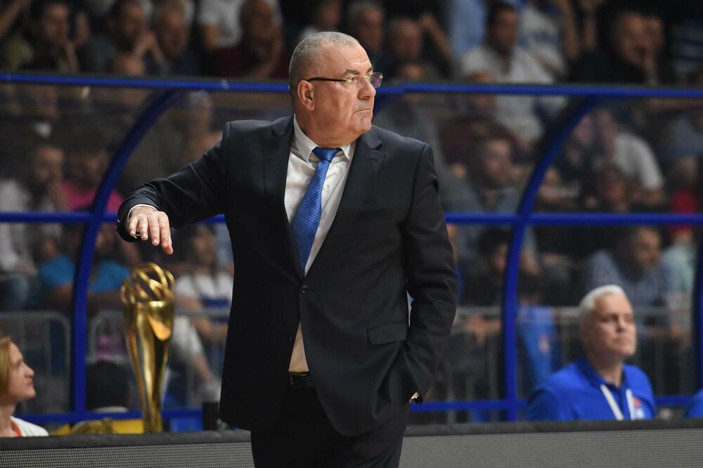 Repeša posebno uzet na "zub", Foto: Savo Prelević