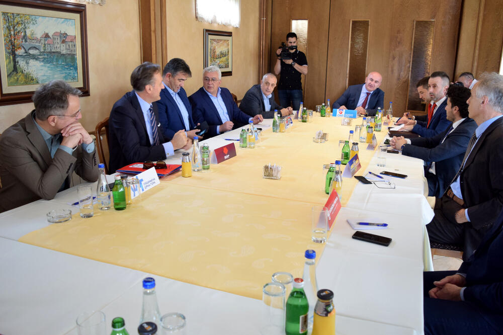 sastanak opozicije i pokreta odupri se, Foto: Zoran Đurić