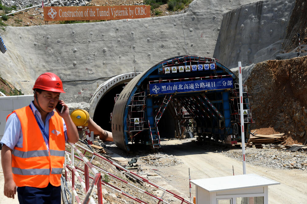 Rokova za traženje povraćaja novca nema u ugovoru sa Vladom, Foto: Boris Pejović