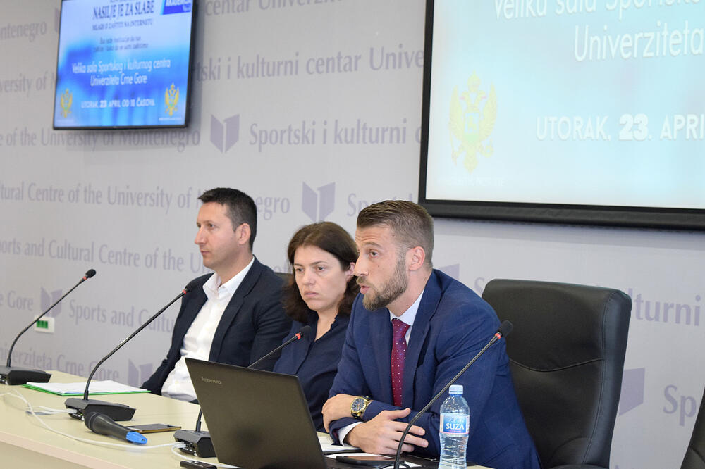 Sa konferencije, Foto: Zoran Đurić