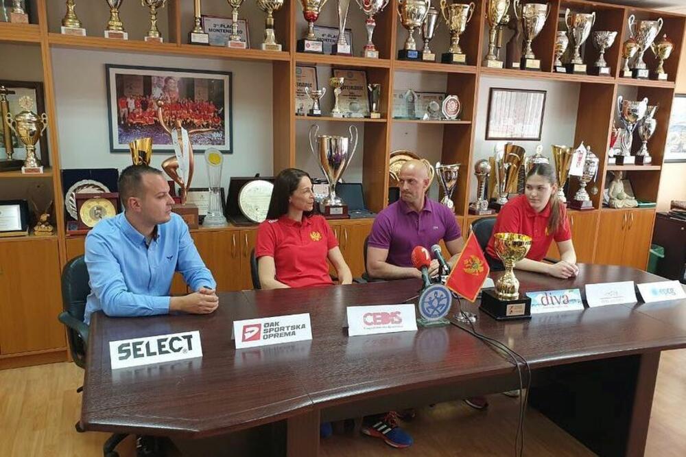 Sa današnje konferencije za novinare, Foto: RSCG