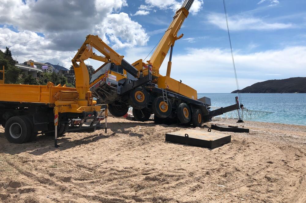Dio plaže ubuduće bez skakaonice, Foto: Vuk Lajović