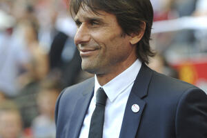 Roma ponudila Konteu 9,5 miliona da dođe na klupu?