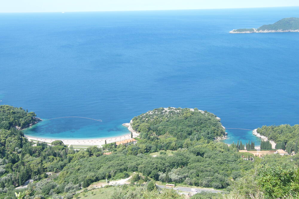 Brojni sadržaji na površini od 35 hektara: Kraljičina i Kraljeva plaža, Foto: Vuk Lajović