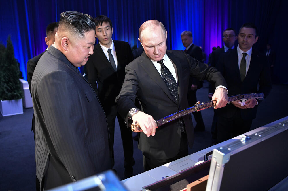 Putin sa Kim Džong Unom, Foto: Reuters