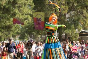 Karneval otvaranja ljetnju sezonu u Budvi