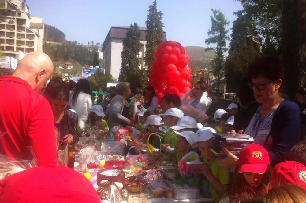 Sa proljećnog bazara u Bijelom Polju, Foto: Jadranka Ćetković