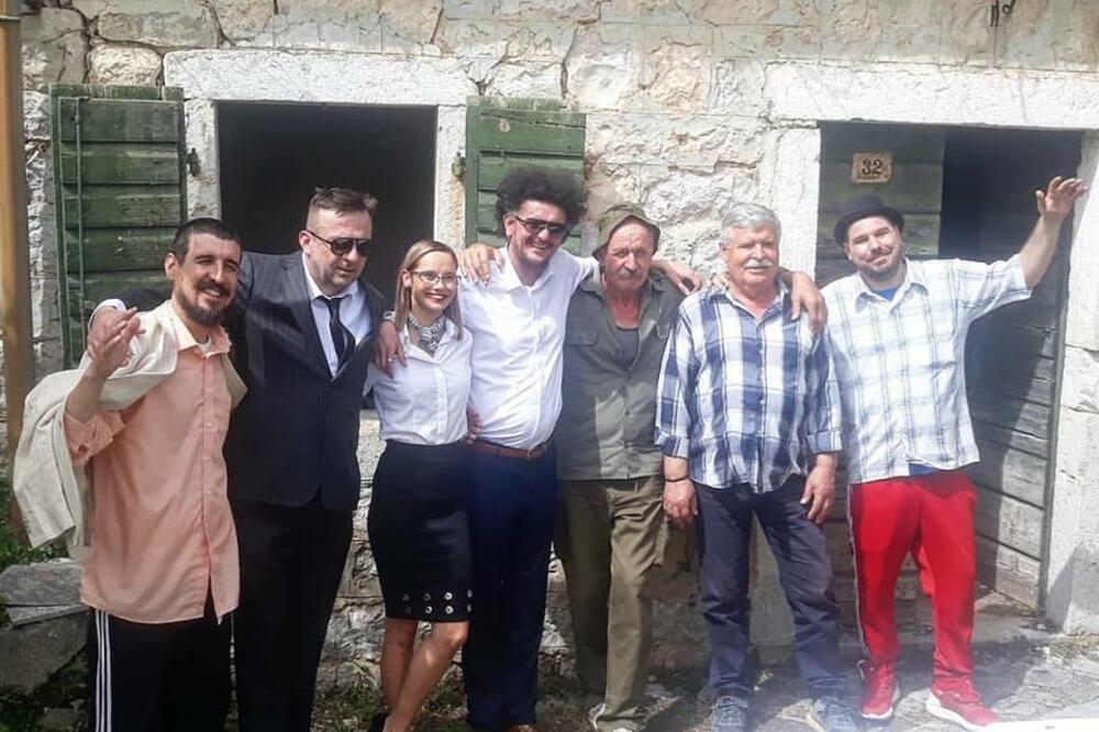 “Trudili smo se da u pjesmi obratimo pažnju na dešavanja u Crnoj Gori i da damo podršku tom poslu”: Sa snimanja spota, Foto: Privatna arhiva