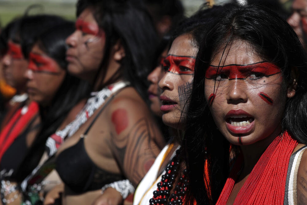 Sa protesta u Braziliji, Foto: Eraldo Peres/AP