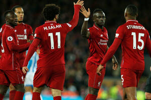 Petica Liverpula, Oks se vratio poslije 367 dana