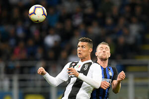 Ronaldo potpisao remi u Milanu, Roma "spava" u zoni Lige šampiona