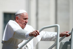Papa pozvao na evakuaciju izbjeglica u Libiji
