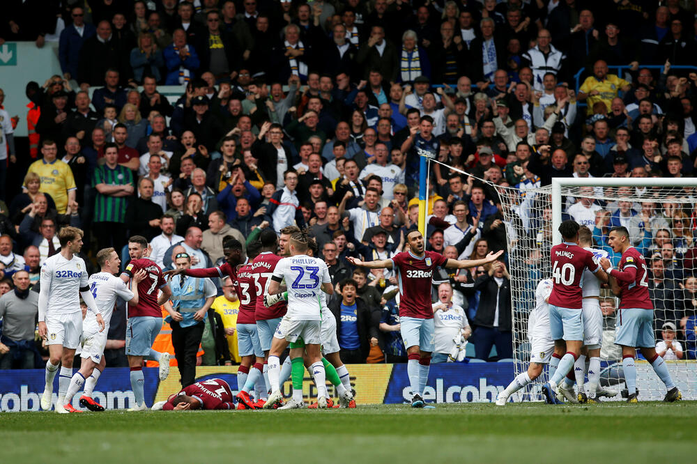 Detalj sa jučerašnjeg meča Lidsa i Aston Vile, Foto: Reuters