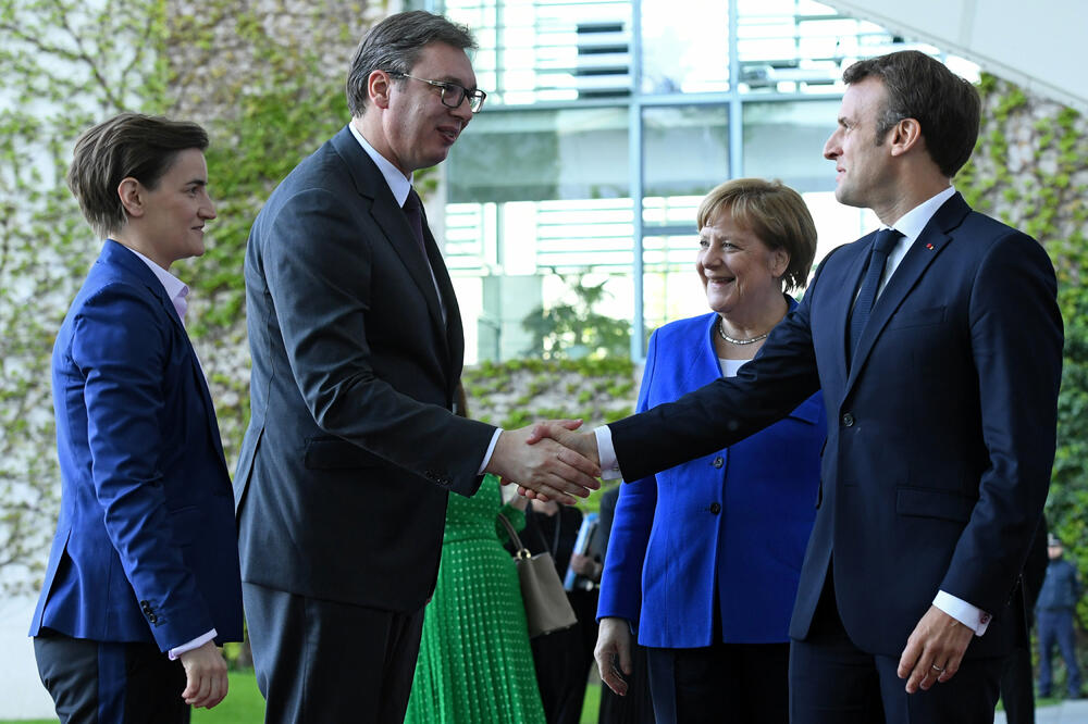Merkel i Makron dočekuju Vučića i premijerku Srbije Anu Brnabić, Foto: Reuters