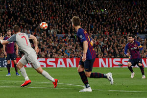 Projektil od 91 kilometar na sat, milimetarska preciznost sa 27,5...