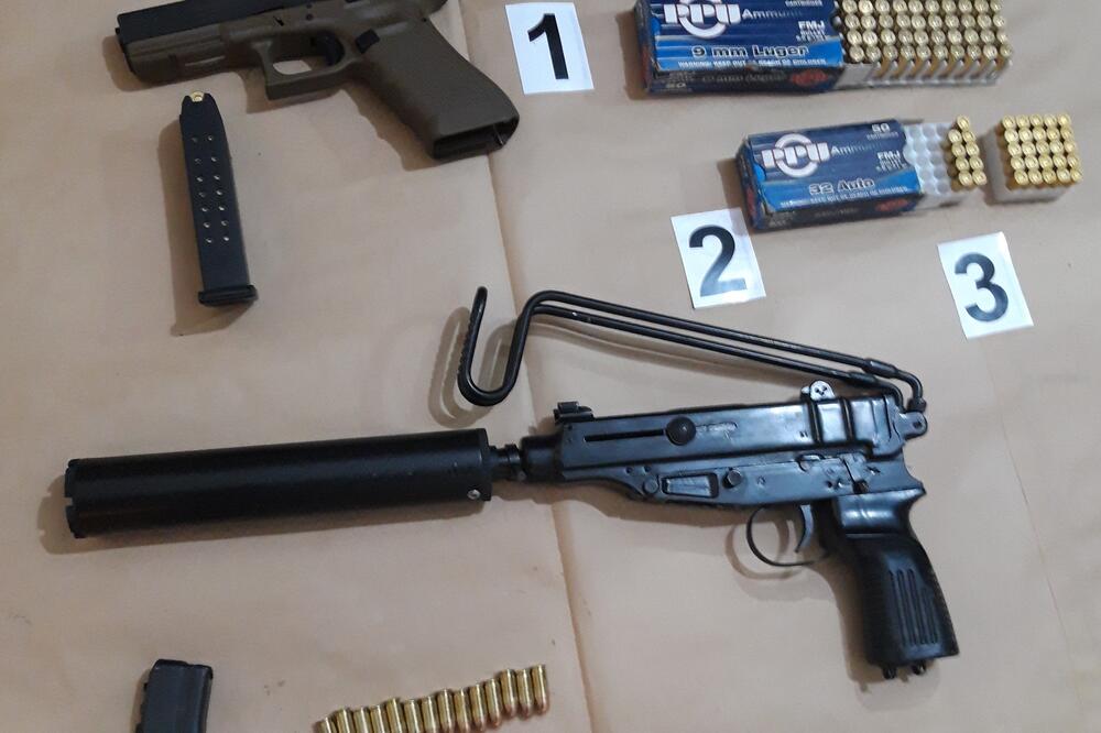 Oružje oduzeto od Piste, Foto: Uprava policije